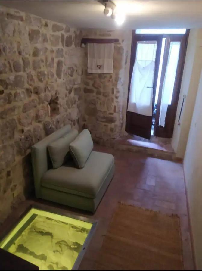 Casa Contadina In Borgo Medievale, Tuscany Monteguidi Екстериор снимка